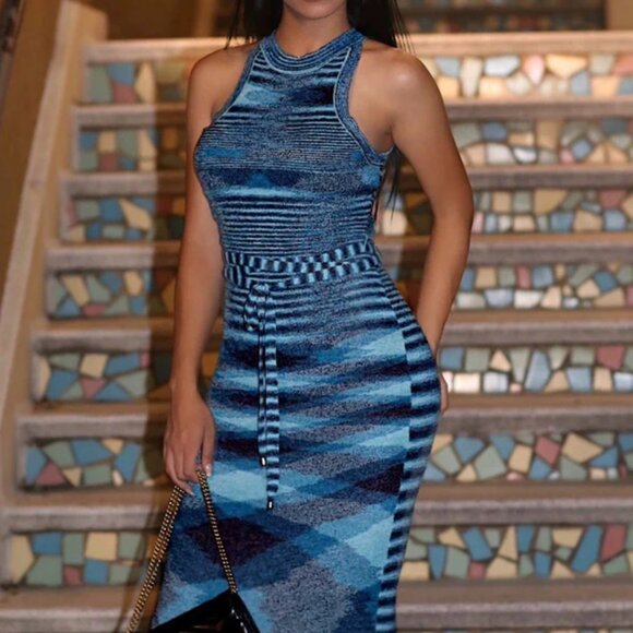 Markle Ombre Color Sleeveless Teal Midi Dress - Picture 2 of 3